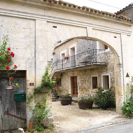 Bed and Breakfast La Cour des Cloches à Mainxe Chambre photo